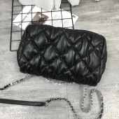 シャネル バッグ 人気 新作＆送料込(CHANEL)5893