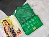 ボッテガ ヴェネタ 新作＆送料込 財布 BV3031