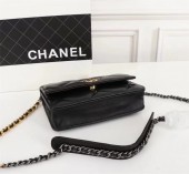 シャネル バッグ 人気 新作＆送料込(CHANEL)8808