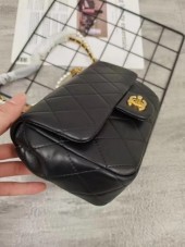 シャネル バッグ 人気 新作＆送料込(CHANEL)8235