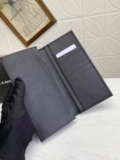 プラダ 財布 人気 新作＆送料込 新入荷 PR1M2MV836