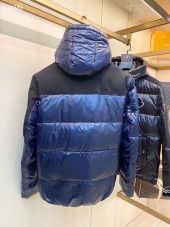 プラダ ダウンジャケット 新作 新品同様超美品 通販＆送料 PRADA0115