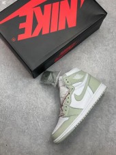ナイキ 新作 本革 NIKE 靴 Air jordan 1 retro seafaom 通販＆送料込 NK011