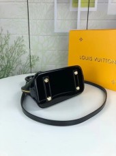 ルイヴィトン バッグ新作 人気 新品 通販＆送料込 M91606