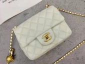 シャネル バッグ 人気 新作＆送料込(CHANEL)7002