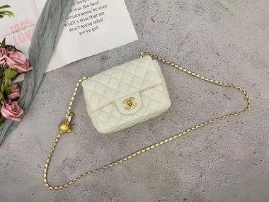 シャネル バッグ 人気 新作＆送料込(CHANEL)7002