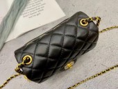 シャネル バッグ 人気 新作＆送料込(CHANEL)7002