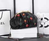 シャネル バッグ 人気 新作＆送料込(CHANEL)7008