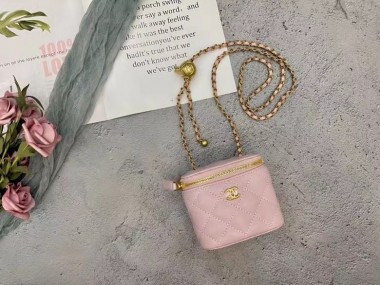 シャネル バッグ 人気 新作＆送料込(CHANEL)7001