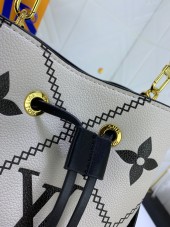 ルイヴィトン バッグ 新作 人気 新品 通販＆送料込 M45716