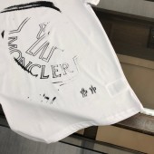 モンクレール  新作 新品同様超美品 通販＆送料 MC0245