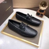 ボッテガヴェネタ カジュアルシューズ 新作 新品同様超美品 通販＆送料込 運動靴 男性用 BV016