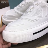 プラダ カジュアルシューズ 新作 本革 新品同様超美品 通販＆送料込 運動靴 男性用 PRA054