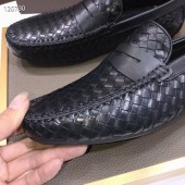 ボッテガヴェネタ カジュアルシューズ 新作 新品同様超美品 通販＆送料込 運動靴 男性用 BV017