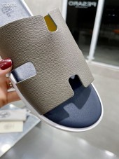 Hermes カジュアルシューズ 新作 本革 新品同様超美品 通販＆送料込 運動靴 男性用 her048