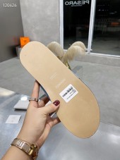 Hermes カジュアルシューズ 新作 本革 新品同様超美品 通販＆送料込 運動靴 男性用 her035