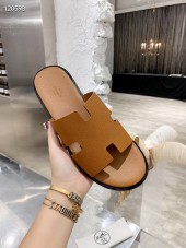 Hermes カジュアルシューズ 新作 本革 新品同様超美品 通販＆送料込 運動靴 男性用 her063