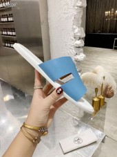 Hermes カジュアルシューズ 新作 本革 新品同様超美品 通販＆送料込 運動靴 男性用 her052