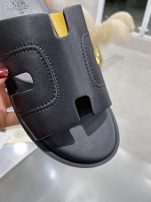Hermes カジュアルシューズ 新作 本革 新品同様超美品 通販＆送料込 運動靴 男性用 her034