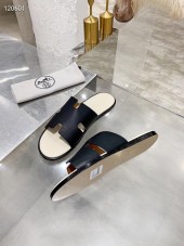Hermes カジュアルシューズ 新作 本革 新品同様超美品 通販＆送料込 運動靴 男性用 her060