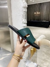 Hermes カジュアルシューズ 新作 本革 新品同様超美品 通販＆送料込 運動靴 男性用 her032