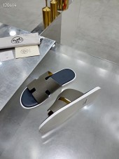 Hermes カジュアルシューズ 新作 本革 新品同様超美品 通販＆送料込 運動靴 男性用 her048