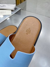 Hermes カジュアルシューズ 新作 本革 新品同様超美品 通販＆送料込 運動靴 男性用 her035