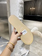 Hermes カジュアルシューズ 新作 本革 新品同様超美品 通販＆送料込 運動靴 男性用 her031