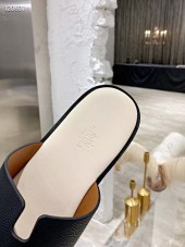 Hermes カジュアルシューズ 新作 本革 新品同様超美品 通販＆送料込 運動靴 男性用 her060
