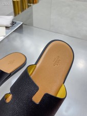Hermes カジュアルシューズ 新作 本革 新品同様超美品 通販＆送料込 運動靴 男性用 her050