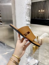 Hermes カジュアルシューズ 新作 本革 新品同様超美品 通販＆送料込 運動靴 男性用 her063
