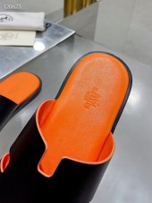 Hermes カジュアルシューズ 新作 本革 新品同様超美品 通販＆送料込 運動靴 男性用 her038