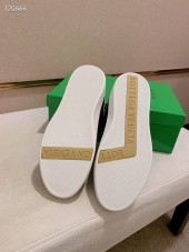 ボッテガヴェネタ カジュアルシューズ 新作 新品同様超美品 通販＆送料込 運動靴 男性用 BV019