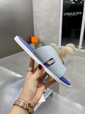 Hermes カジュアルシューズ 新作 本革 新品同様超美品 通販＆送料込 運動靴 男性用 her042