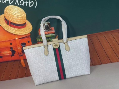 グッチ バッグ 人気 新作＆送料込 新入荷 GUCC631685