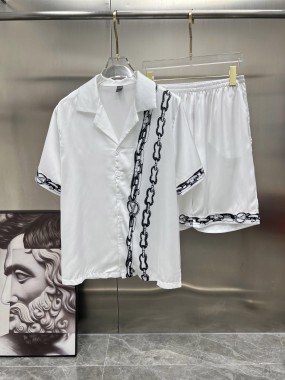 ルイヴィトン ホームパジャマ  新作 新品同様超美品 通販＆送料 LVTX0135
