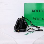 ボッテガ ヴェネタ 新作＆送料込 財布 BV3044