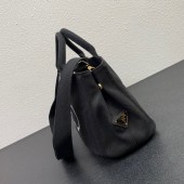 プラダ  バッグ 人気 新作＆送料込 新入荷 PR003