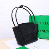 ボッテガ ヴェネタ 新作＆送料込 財布 BV6005