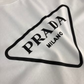 プラダ tシャツ 新作 新品同様超美品 通販＆送料 PRADA0135