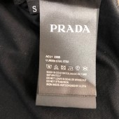プラダ tシャツ 新作 新品同様超美品 通販＆送料 PRADA0134