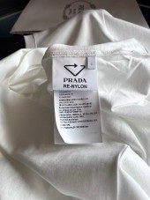 プラダ tシャツ 新作 新品同様超美品 通販＆送料 PRADA0137