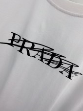 プラダ tシャツ 新作 新品同様超美品 通販＆送料 PRADA0144