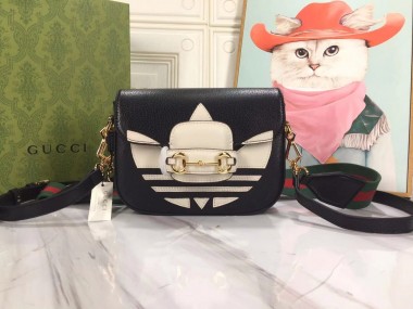 グッチ バッグ 人気 新作＆送料込 新入荷 GUCCI658574