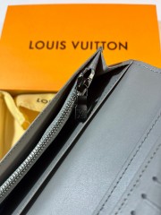 ルイヴィトン 財布 新作 人気 新品 通販＆送料込 M81335