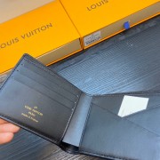 ルイヴィトン 財布 新作 人気 新品 通販＆送料込 M60895