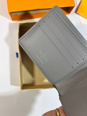 ルイヴィトン 財布 新作 人気 新品 通販＆送料込 M81383