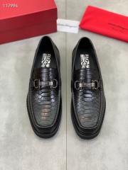 Ferragamo カジュアルシューズ 新作 本革 靴  通販＆送料込 男性用 fer031