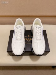 プラダ カジュアルシューズ 新作 本革 新品 通販＆送料込 運動靴 男性用 PRA065