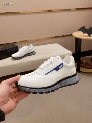 プラダ カジュアルシューズ 新作 本革 新品 通販＆送料込 運動靴 男性用 PRA065